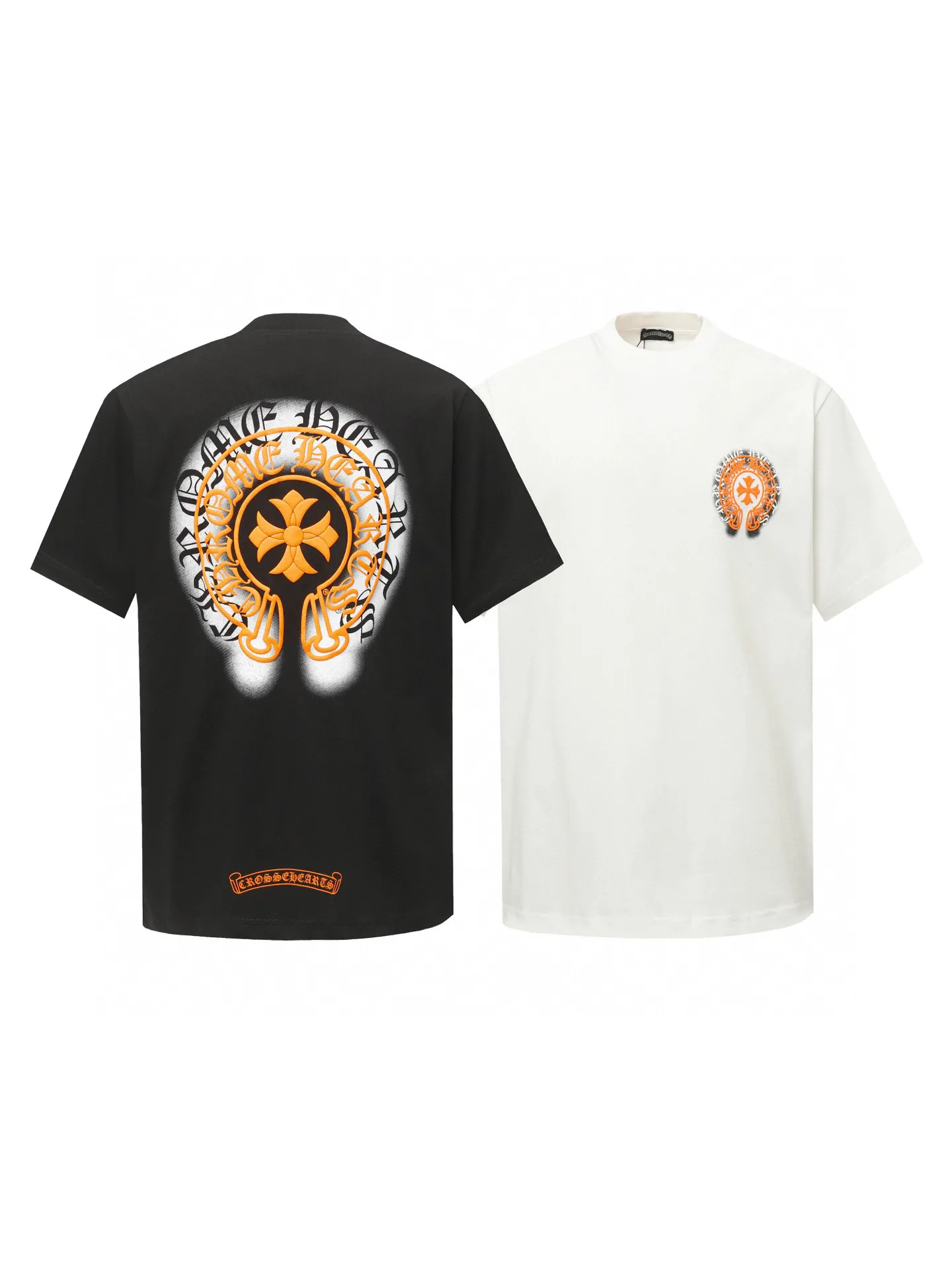 🅿️180 Chrome hearte/Chrome heart ch 25ss early spring Sanskrit horseshoe foam printed short-sleeved T-shirt. A must-have item for daily commuting for men and women in light luxury. The correct version is welcome to compare. Detailed features: ·280g 100% cotton double yarn jersey fabric. ·Special thickened 32 pieces of double-strand 1x1 thread in the same vat. ·Double-needle stitching process. ·Original main mark washed hangtag. Color: black white Size: XS-L